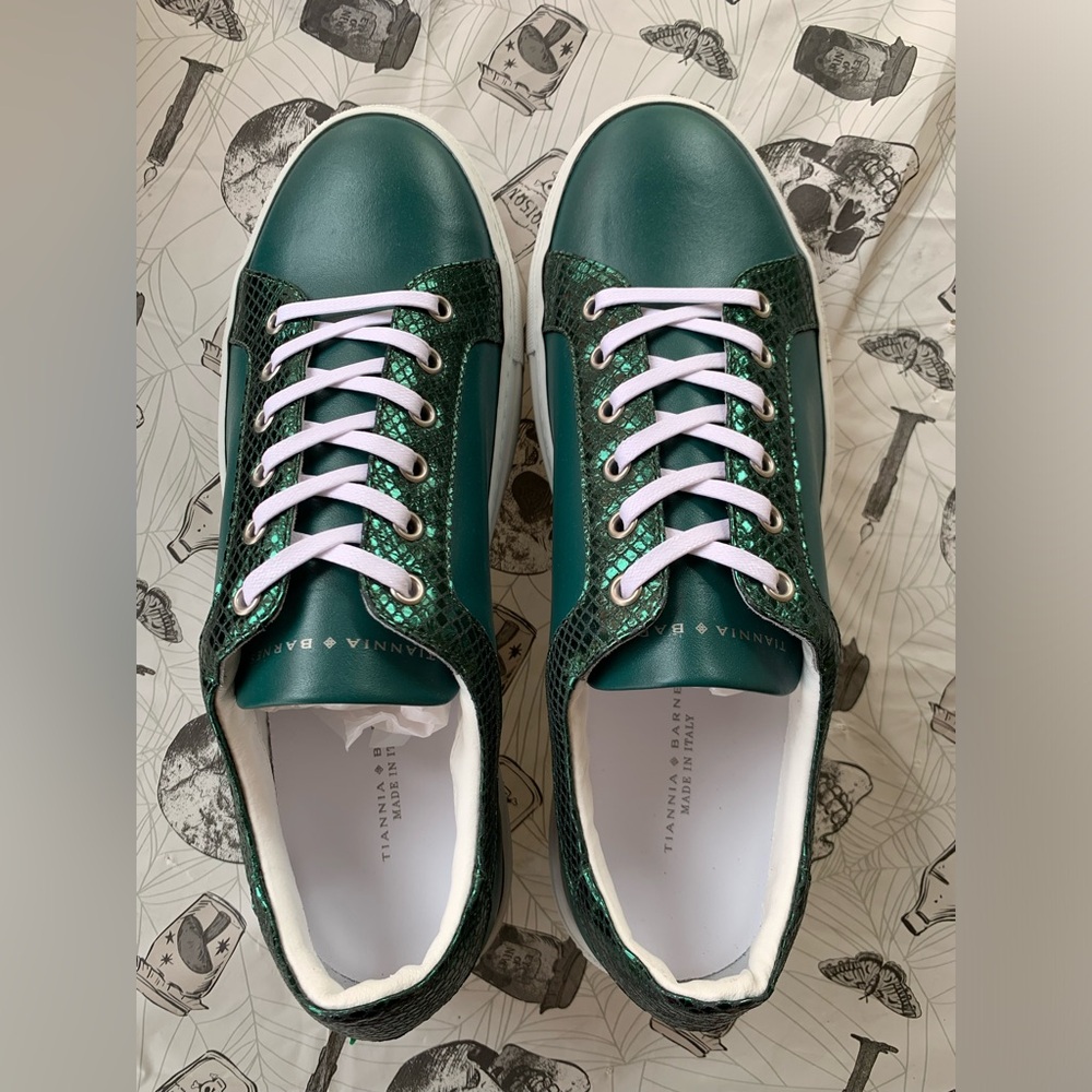 TIANNIA BARNES imptd from Italy, designer Green/metallic green leather trainers
